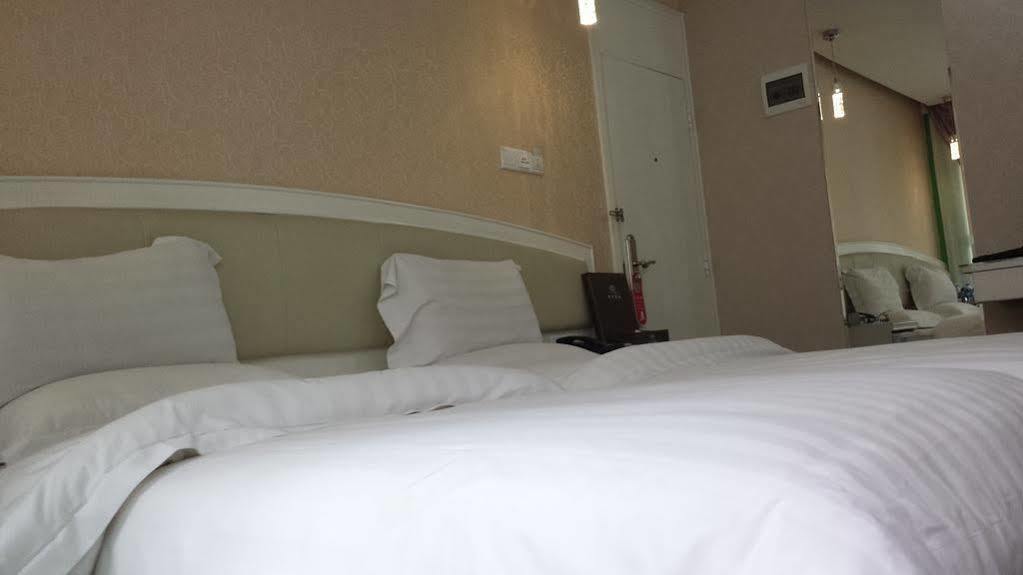 Xinghe Boutique Hotel Guangzhou Bus Station Branch ภายนอก รูปภาพ
